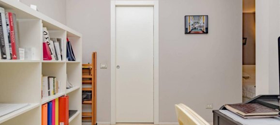 3 rooms Apartment in Milan, Italy No. 242321 10