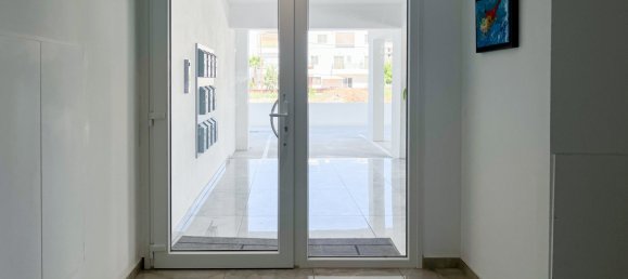 Квартира с 2 спальнями в Ливадия, Кипр № 26414 28