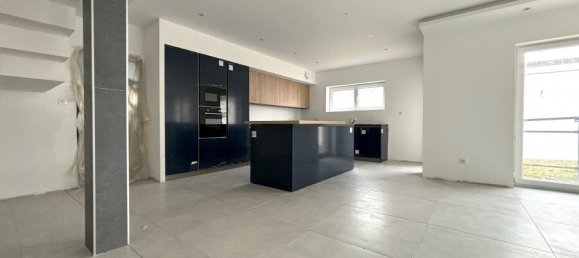 3 bedrooms House in Burnhaupt-le-Haut, France No. 71193 4