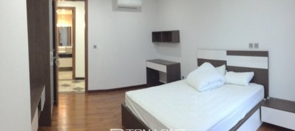 4 bedrooms Apartment in Tay Ho, Vietnam No. 974 6