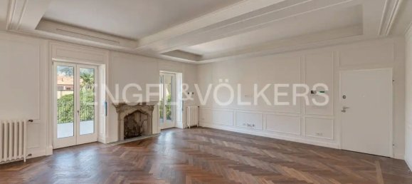 4غرفة شقة في Lecco, Italy رقم 131281 2