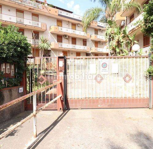 4 bedrooms Apartment in Aci Catena, Italy No. 141945