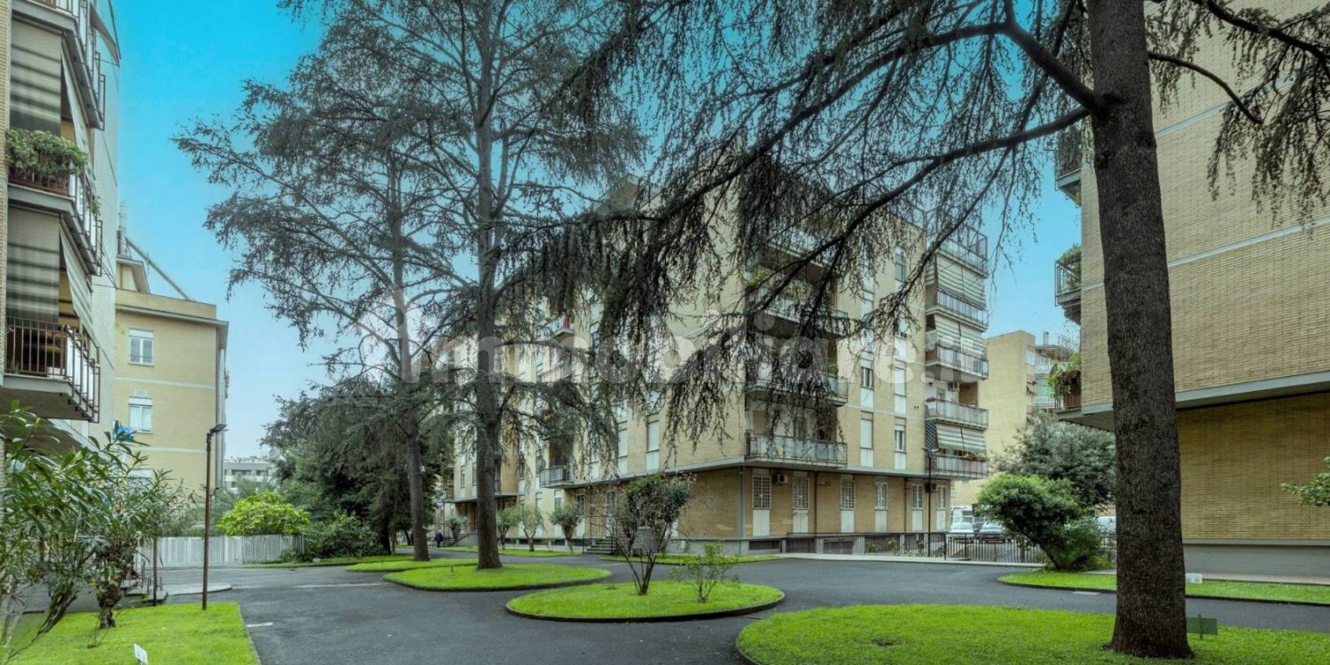 2 chambres Appartement à Rome, Italy No. 390213