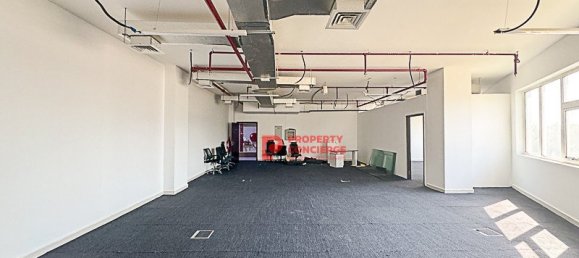Bureau à Dubai Investment Park, UAE 162m² No. 42557 13