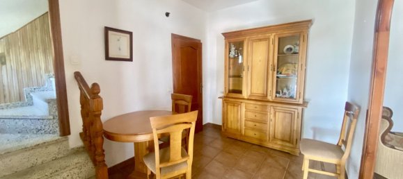 3 bedrooms Villa in Estepona, Spain No. 185501 8