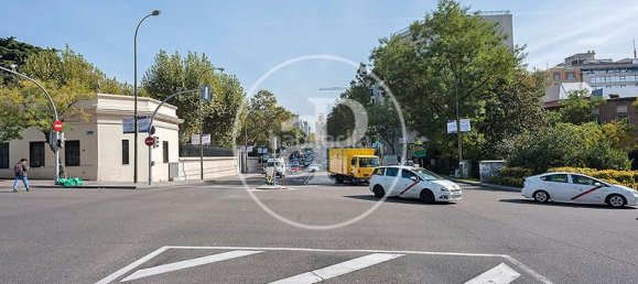 3 bedrooms Apartment in Madrid, Spain No. 125476 14