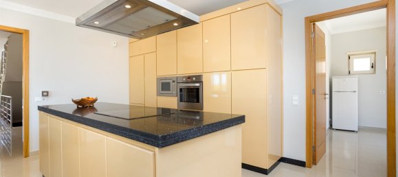 3 bedrooms House in Albufeira, Portugal No. 125530 12