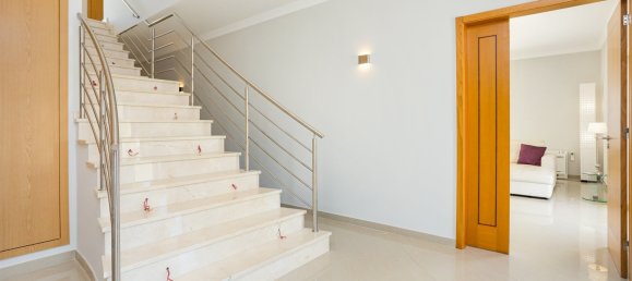 3 bedrooms House in Albufeira, Portugal No. 125530 2