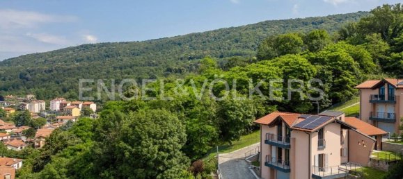 3 غرف نوم فيلا في Gavirate, Italy رقم 131391 3