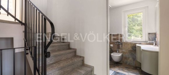 3 غرف نوم فيلا في Gavirate, Italy رقم 131391 13