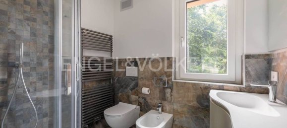 3 غرف نوم فيلا في Gavirate, Italy رقم 131391 14