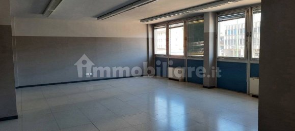 5 rooms Office in Venice, Italy No. 162001 2