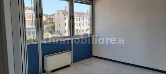 5 rooms Office in Venice, Italy No. 162001 7