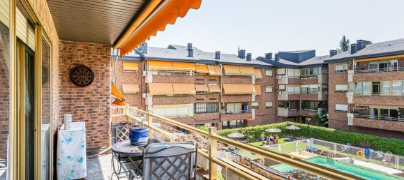 Apartamento de 4 dormitorios en Majadahonda, Spain No. 156516 8