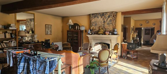 5 bedrooms House in Aumont-en-Halatte, France No. 65181 5