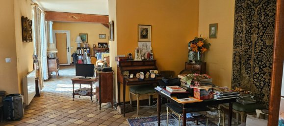 5 bedrooms House in Aumont-en-Halatte, France No. 65181 8