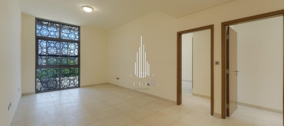 Villa de 4 dormitorios en Yas Island, UAE No. 35679 8