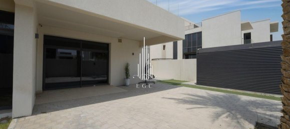 Villa de 4 dormitorios en Yas Island, UAE No. 35679 19