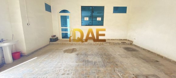 5 bedrooms Villa in Umm Suqeim, UAE No. 8720 2