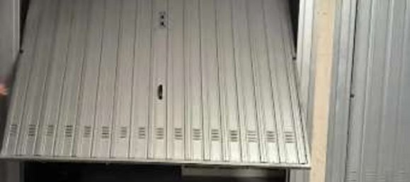 2-salle Appartement à Giussano, Italy No. 2723 6