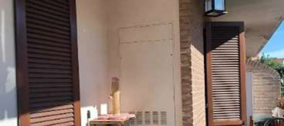 2-salle Appartement à Giussano, Italy No. 2723 8