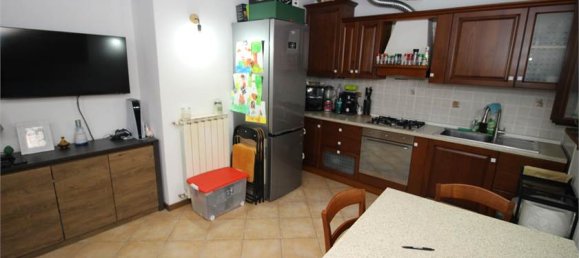 Apartamento de 2 dormitorios en Prignano sulla Secchia, Italy No. 324296 2