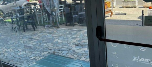 Gewerbliche Immobilie in San Nicola la Strada, Italy 192m², Nr. 364495 8