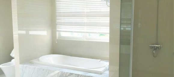 3 bedrooms Villa in Long Bien, Vietnam No. 3661 9