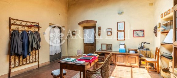 9 Schlafzimmer Haus in Terranuova Bracciolini, Italy, Nr. 78410 35