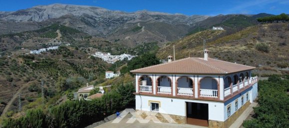 5 bedrooms House in Sedella, Spain No. 43048 43