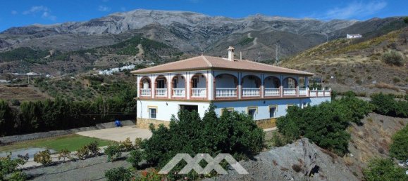 5 bedrooms House in Sedella, Spain No. 43048 3