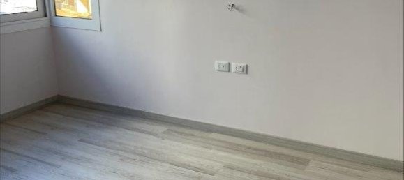 116m² Commercial property in Clave, France No. 1901 16