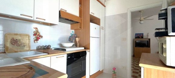 3 rooms Apartment in Campomarino, Italy No. 19938 8