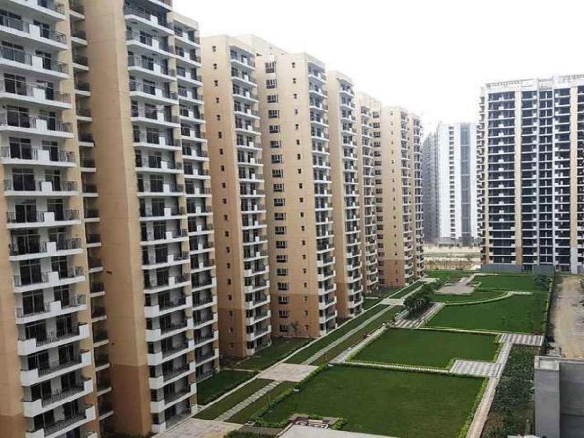 2 bedrooms House in Noida, India No. 66974