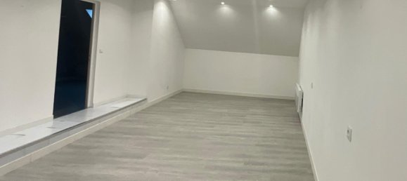 Edifício T2 em Mehun-sur-Yevre, France N.º 84598 4