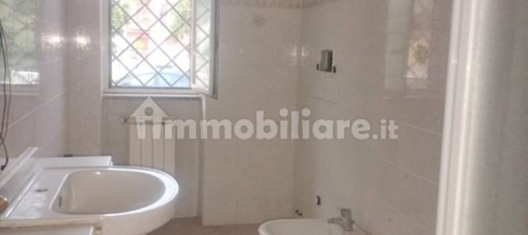 Apartamento de 3 dormitorios en Guidonia Montecelio, Italy No. 209160 33