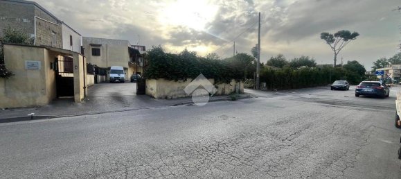 94m² Warehouse in Melito di Napoli, Italy No. 335977 7