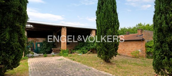 8 rooms Villa in Ferrara, Italy No. 105162 13