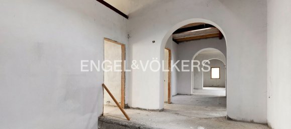 8 rooms Villa in Ferrara, Italy No. 105162 2