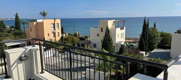 4 غرف نوم منزل في Agios Theodoros, Cyprus رقم 6537 2