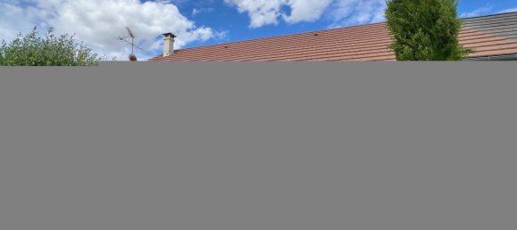 Casa de 3 dormitorios en Le Poinconnet, France No. 234604 4