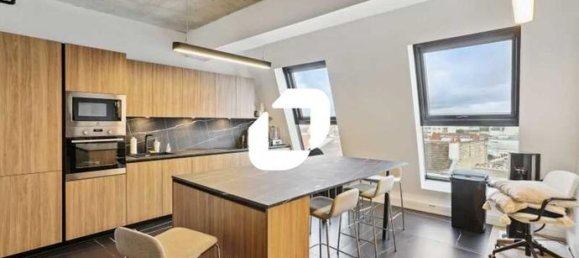 137m² Office in Courbevoie, France No. 305376 7