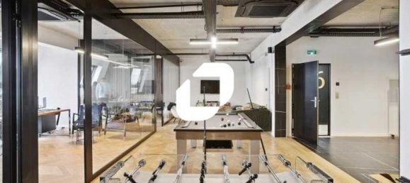 137m² Office in Courbevoie, France No. 305376 5