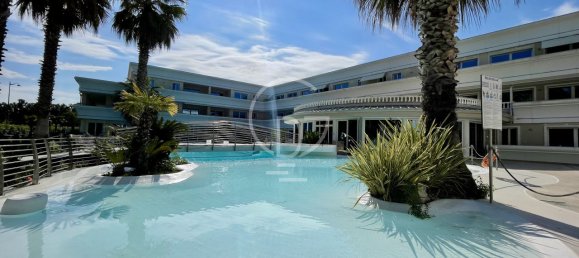 1 Schlafzimmer Wohnung in Desenzano del Garda, Italy, Nr. 65783 8