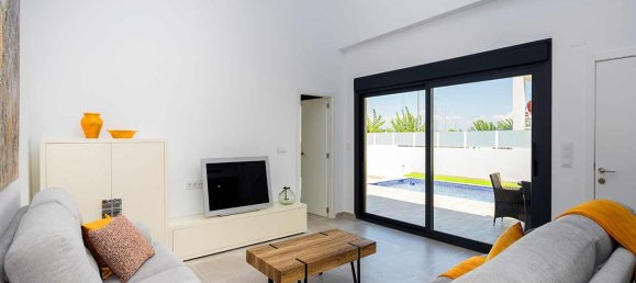 Villa T3 em Daya Nueva, Spain N.º 11266 3