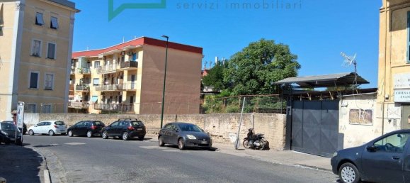 2 bedrooms Apartment in Naples, Italy No. 279309 2