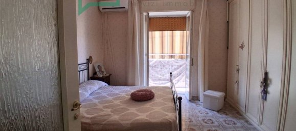 2 bedrooms Apartment in Naples, Italy No. 279309 5