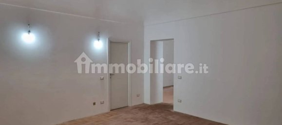 Офис с 3 комнатами в Пигаццано, Италия № 84245 3