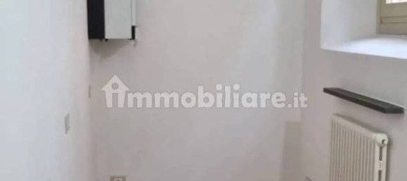 Офис с 3 комнатами в Пигаццано, Италия № 84245 10