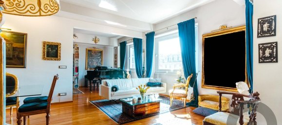 3 rooms Apartment in Genoa, Italy No. 138248 8